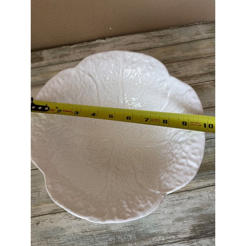 Olfaire Portugal White Majolica Cabbage Leaf Serving Bowl 10" Bordallo Style Vin - Picture 11 of 12